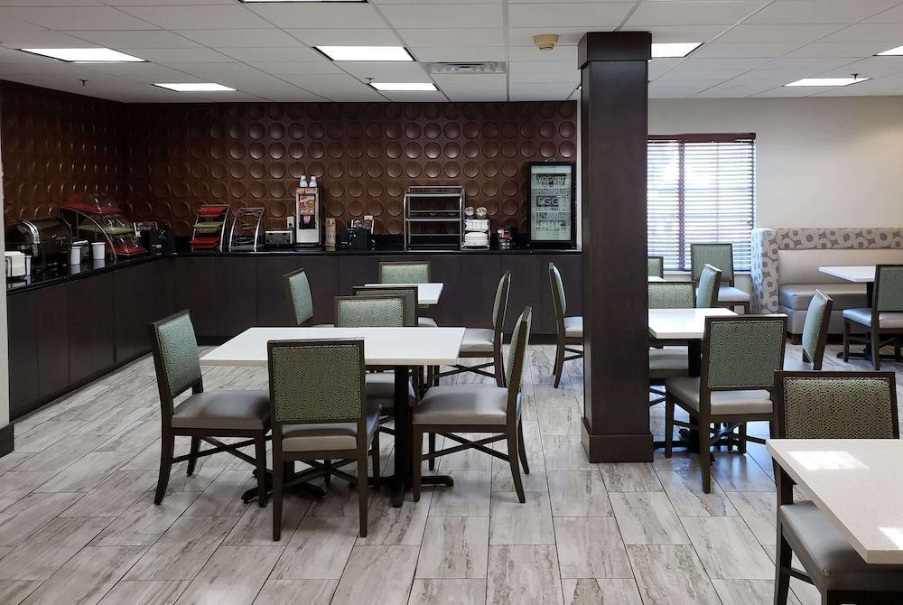 Wingate By Wyndham Savannah I-95 North Port Wentworth Extérieur photo