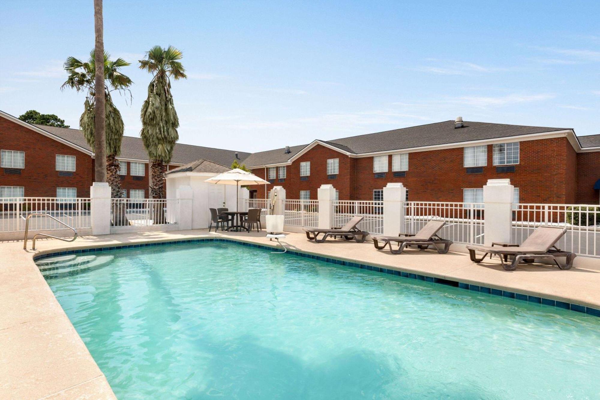Wingate By Wyndham Savannah I-95 North Port Wentworth Extérieur photo